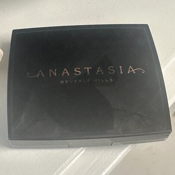 Anastasia of Beverly Hills Blush Trio - Peachy Love - Picture 3 of 4